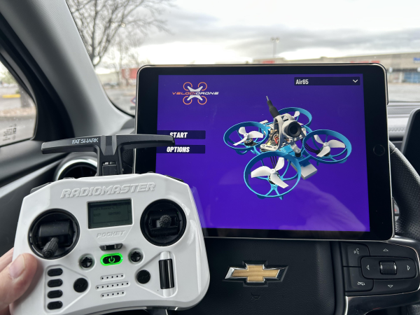 Мобильные FPV-симуляторы: можно ли тренироваться без ПК и аппаратуры